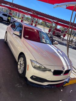 2016 BMW320I Fullyloaded 2016 BMW 320i has a 2.0-li