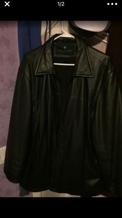 Kenneth Cole Reaction leather jacket