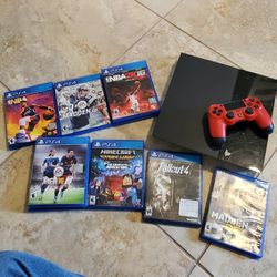Playstation 4 And 9 Games.