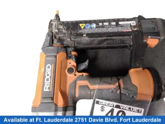 Ridgid R213bnf3 Orange Pneumatic Brad Nailer