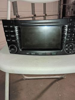 Mercedes-Benz OEM Navigation Head Unit