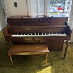 1964 Antique Gulbransen Upright Piano