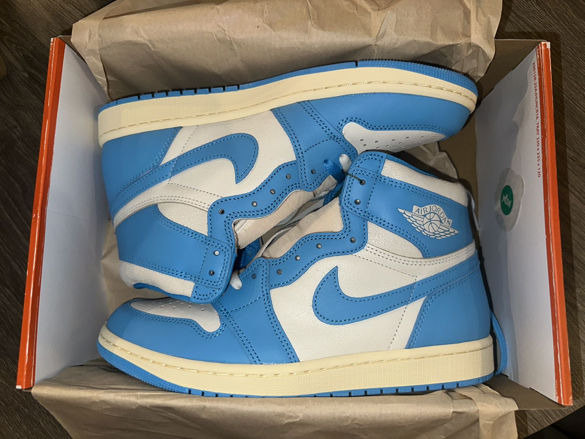 Jordan 1 - UNC Reimagined