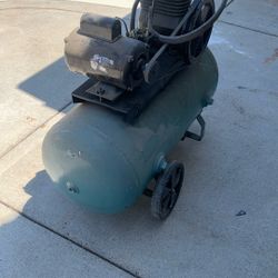 Air Compressor 