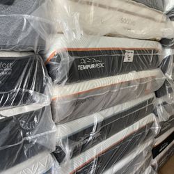 Tempurpedic Simmons Beauty Rest Saatva Sealy Stearns& Fosters Mattress King Queen Full Twin Pillowtop 