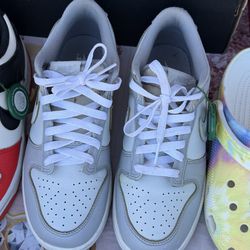 Dunk lows two toned grey