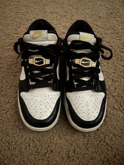 Dunks size 8 woman’s
