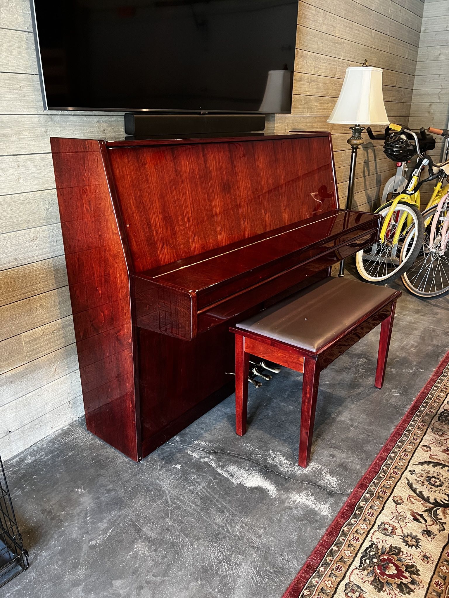 Hallet, Davis & Co. Upright Piano 44”