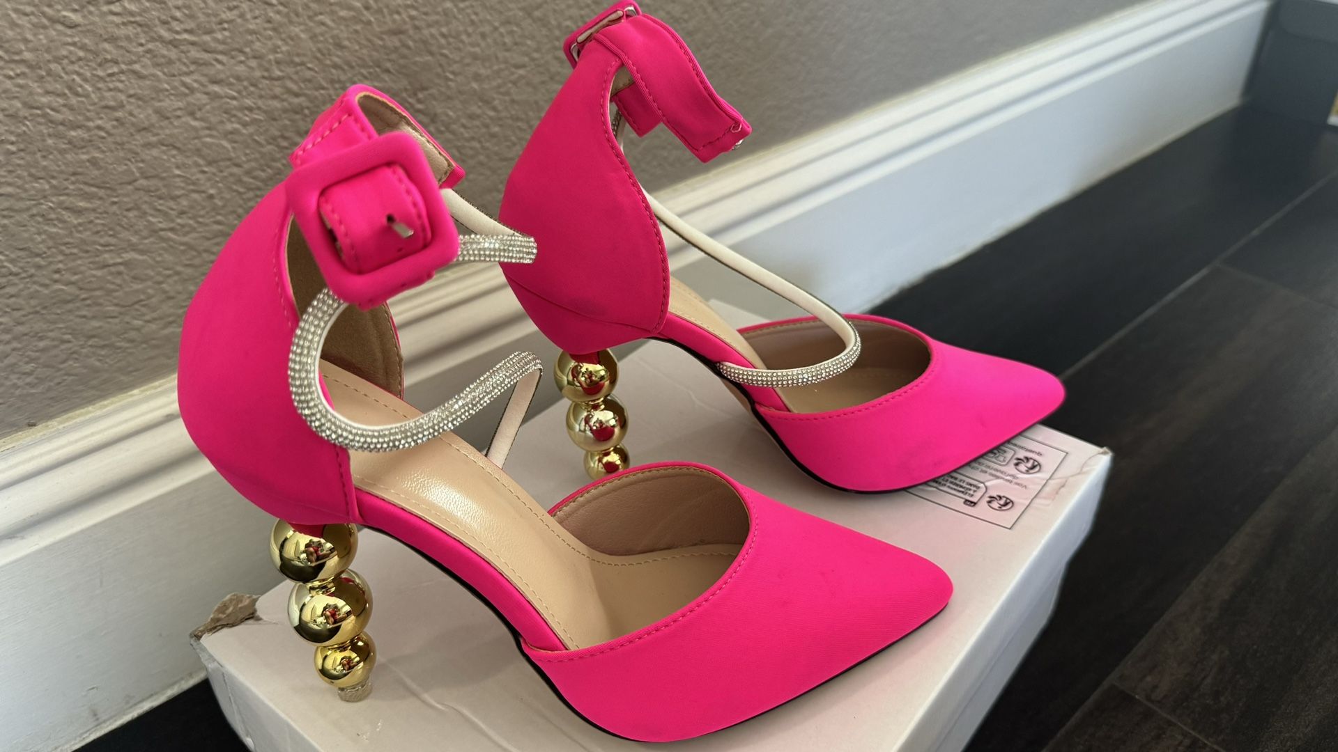 Brandnew Beautiful Hot Pink Heels Size 6 Retail Value $149.99 + Tax