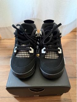 Jordan Retro 4 White Thunder