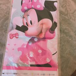 Happy Birthday Plastic Tablecloths (Minnie Mouse)