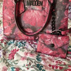 Steve Madden Purse With Card Holder
