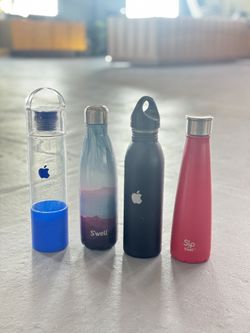 Set Of 4 Water Bottles: 2 Apple Branded, And 2 by Swell (Sip)