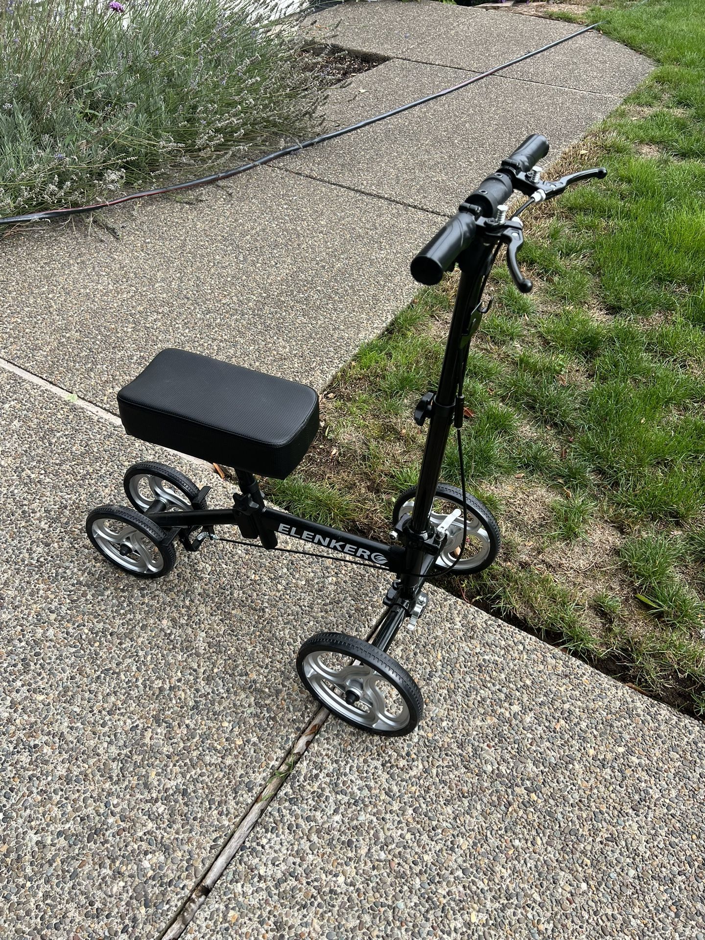 Knee Scooter