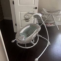 Bassinet & 360 Swivel Swing/Bouncer