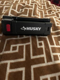 Husky 2200 Tripod Lantern/Light