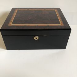 Black Humidor