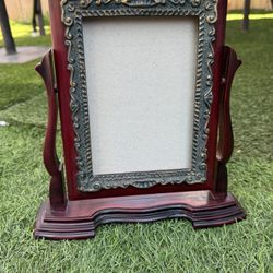 Vintage Wooden Swing Photo Frame