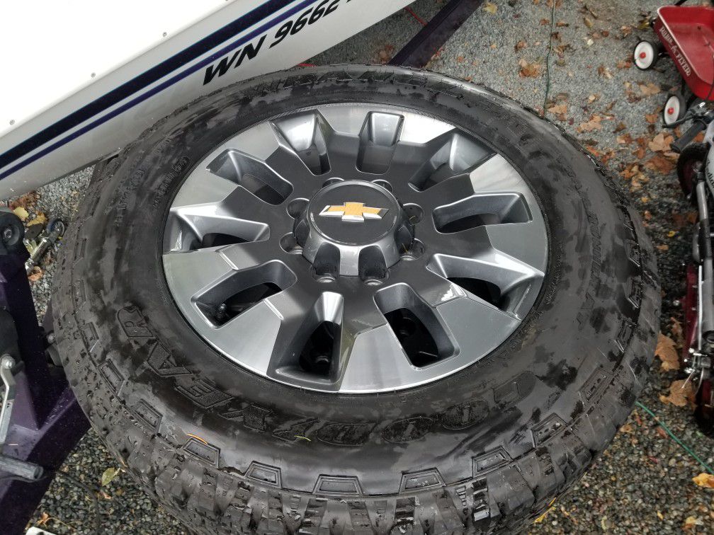 4 Wheels/tires Fit 2021 Chevy 2500