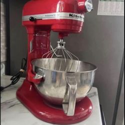 Kitchenaid. 5qt Bowl Lift