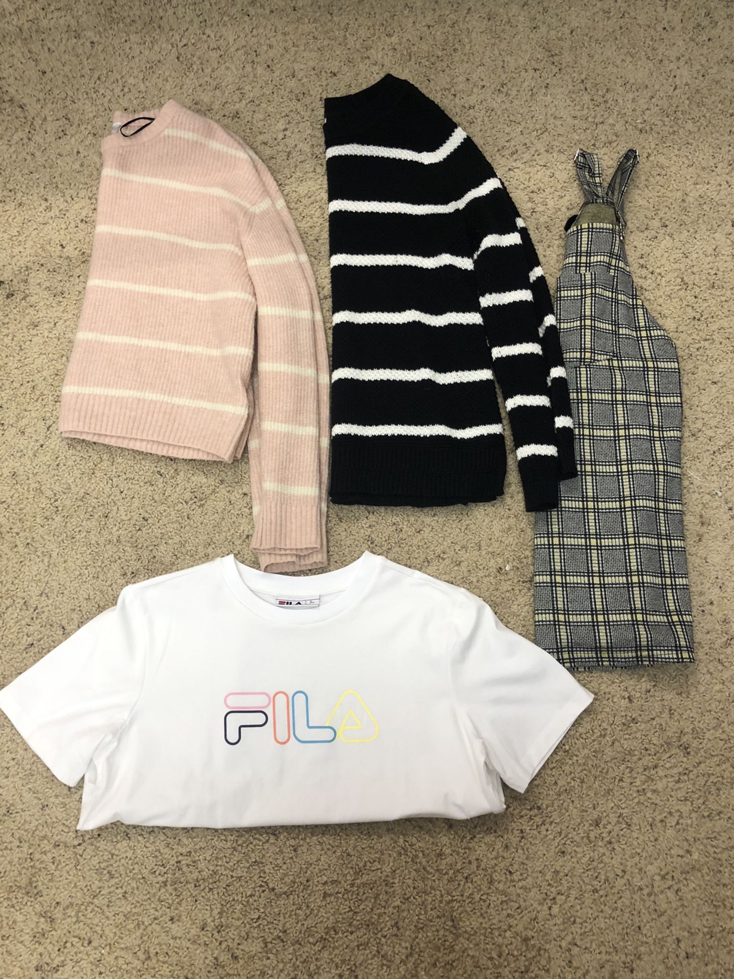 Women’s Medium Clothing Set 