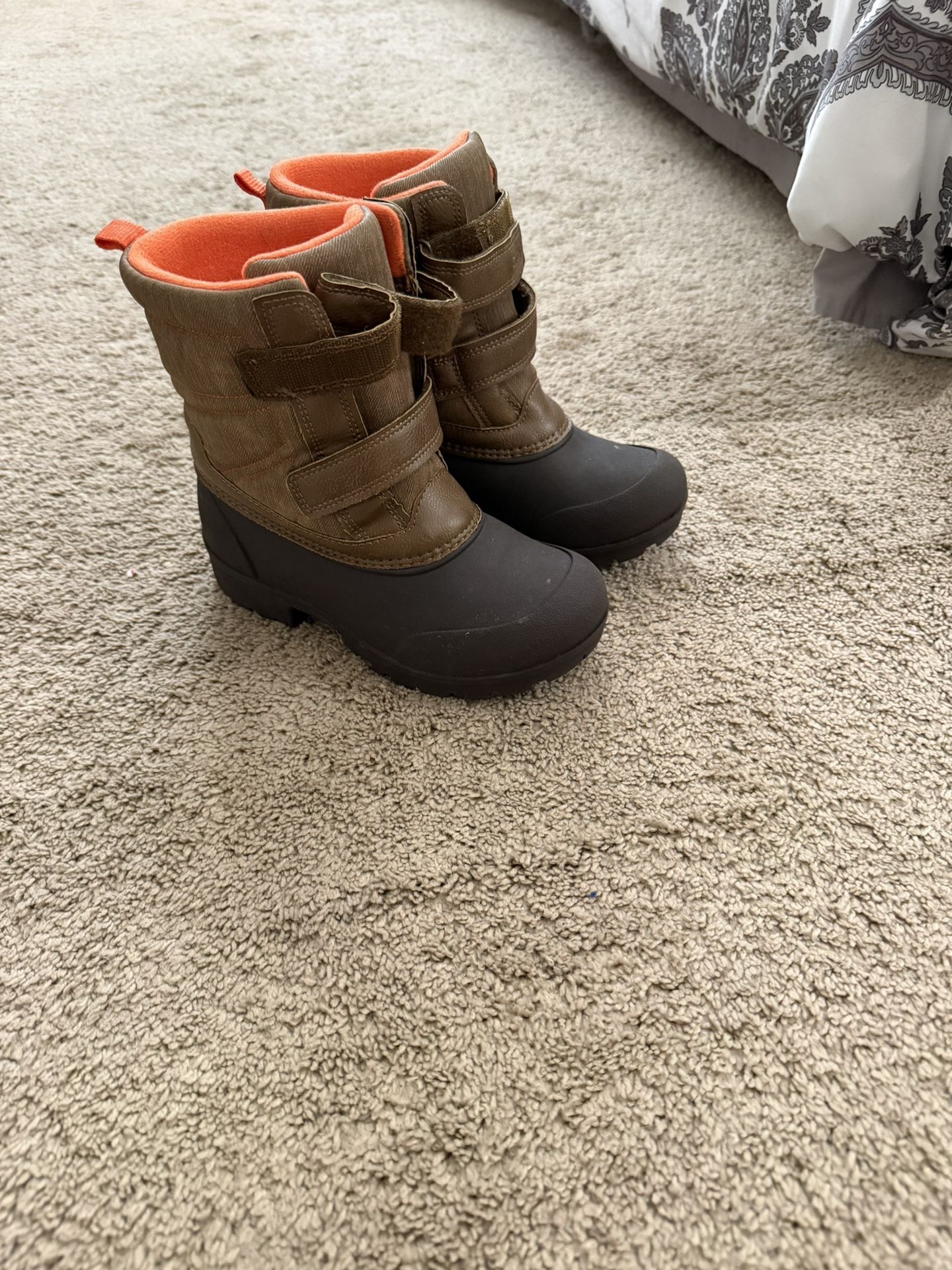 Kids Snow Boots Size 2