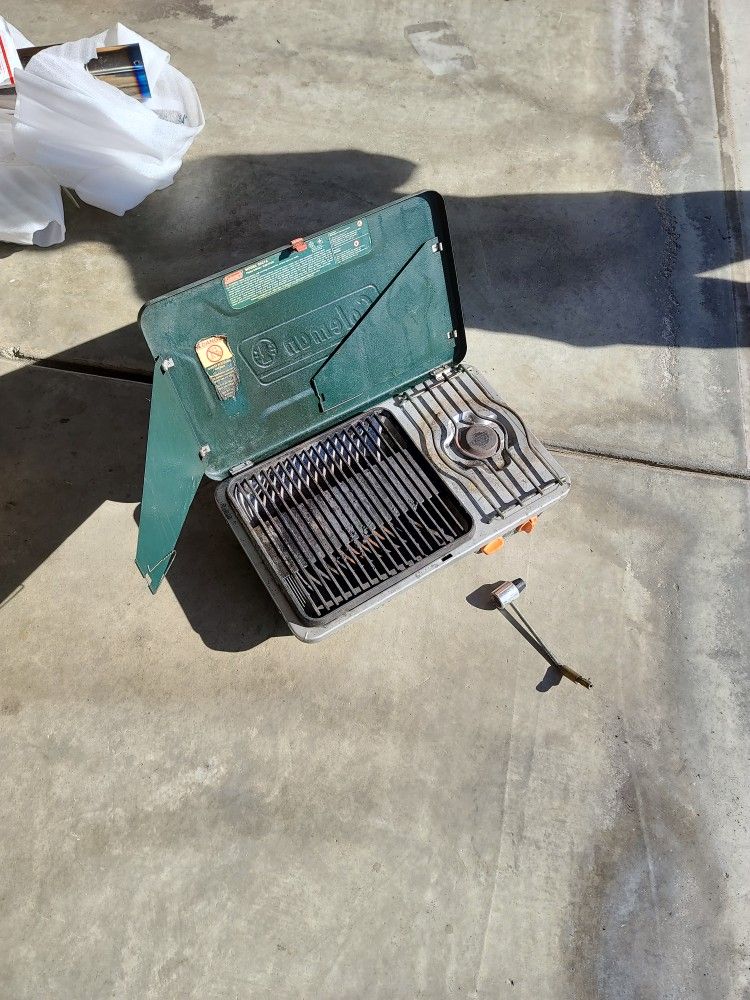 Coleman Grill for Sale in Fontana, CA OfferUp