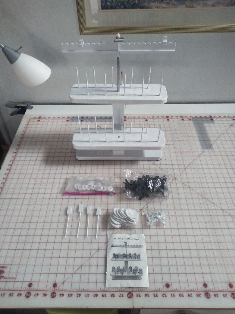 20 Tread Spool Holder