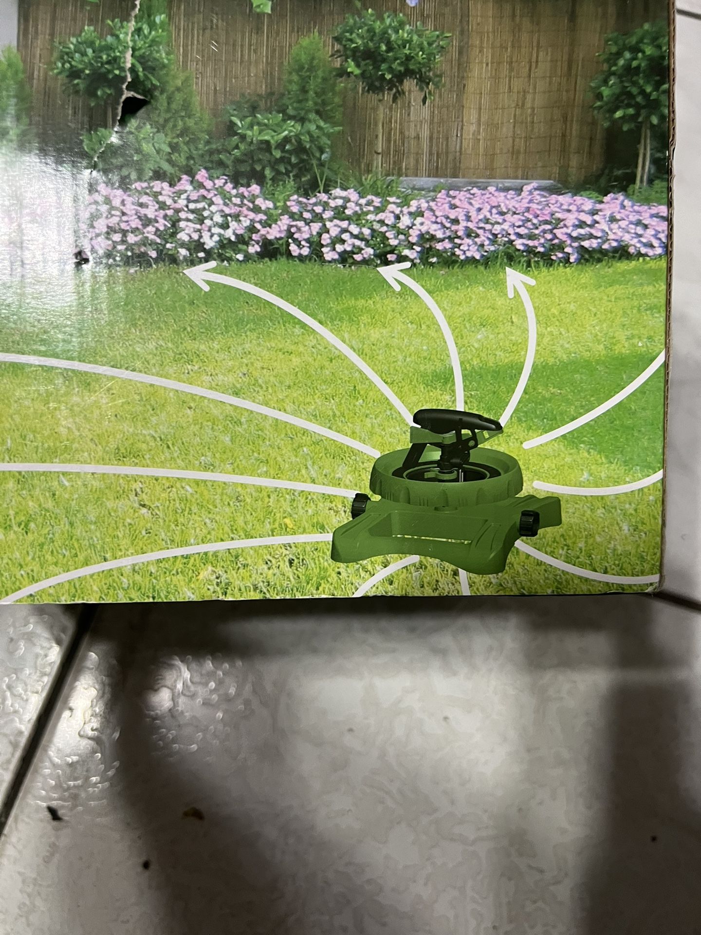 Water Lawn Sprinkler 