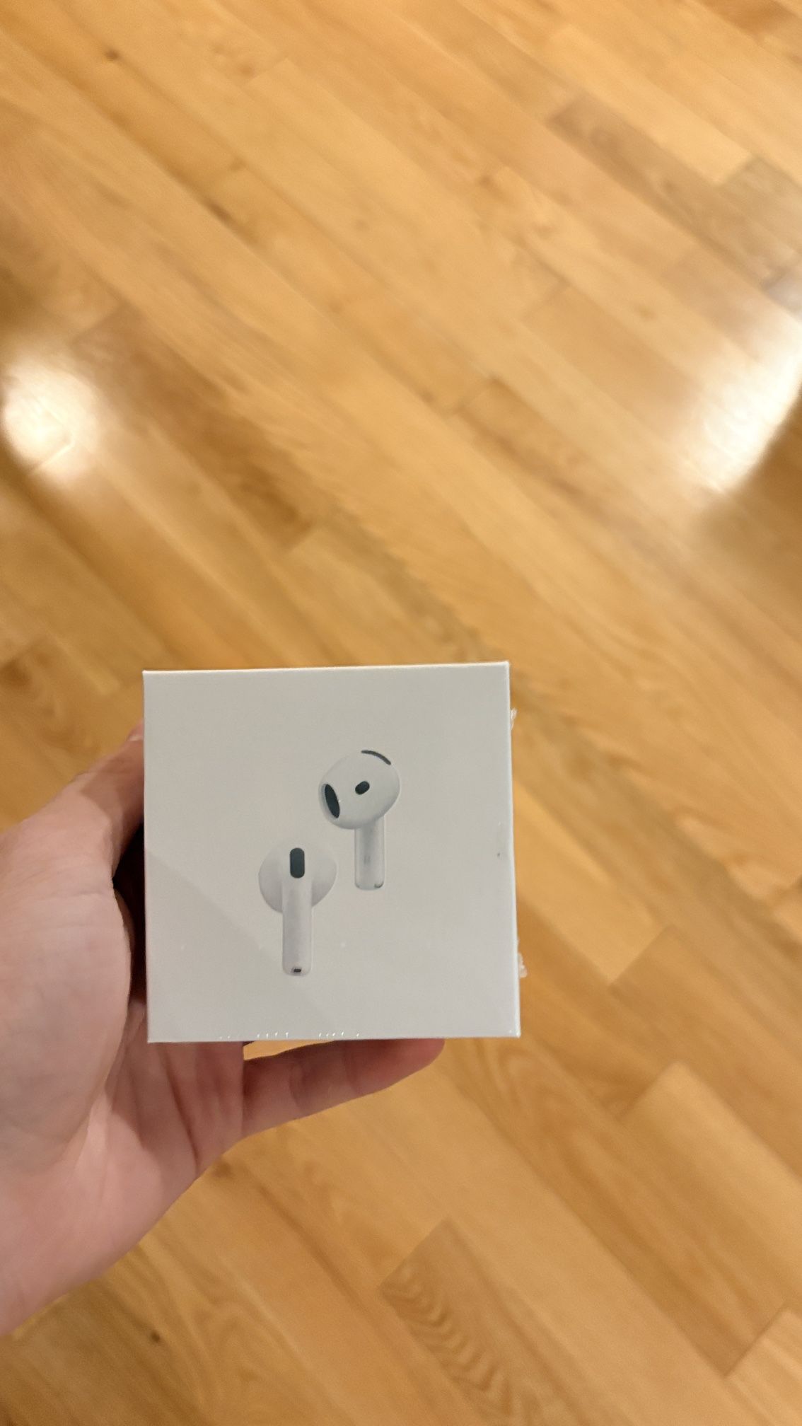 AirPod 4s