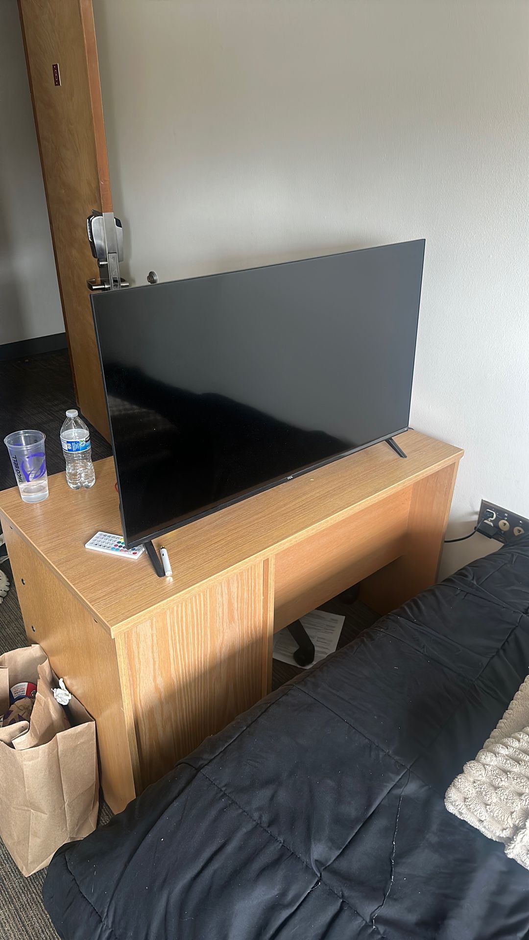 40 Inch TCL TV