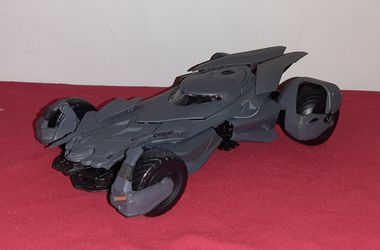 Batman vs Superman Batmobile is a 1/24 scale diecast model replica.
