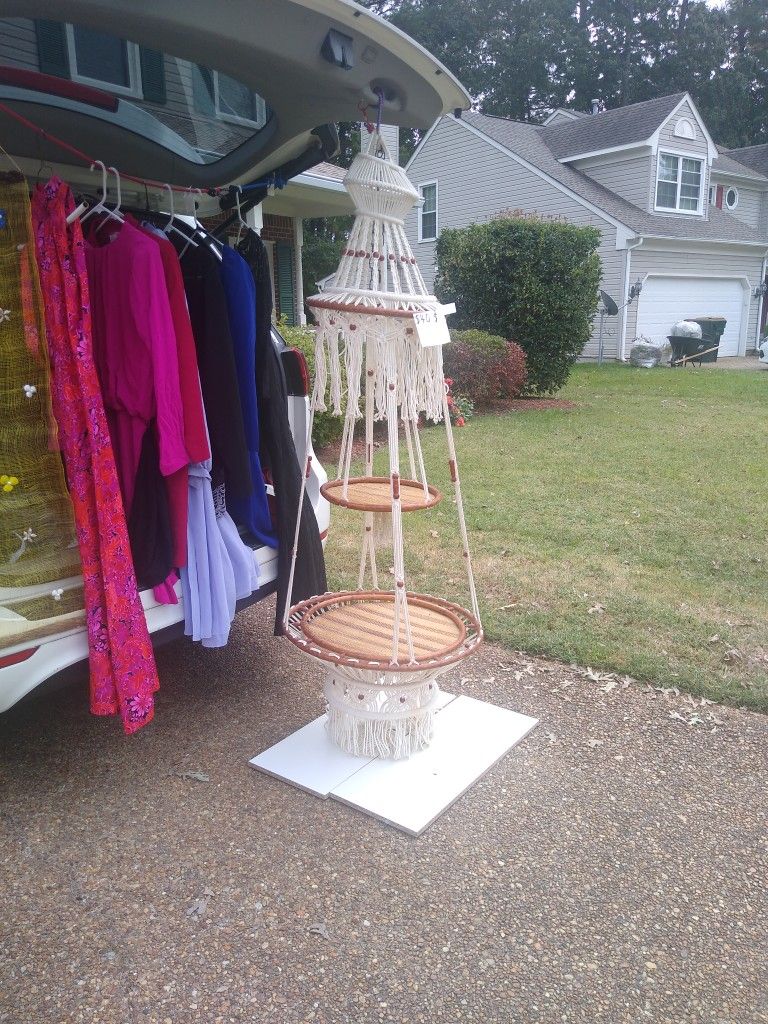 Macrame Plant Holder (Large)