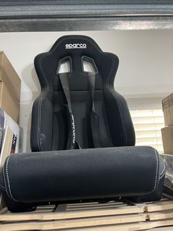Sparco competition seat, never used.