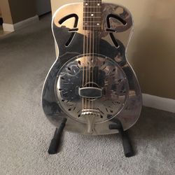 Fender steel store resonator guitar