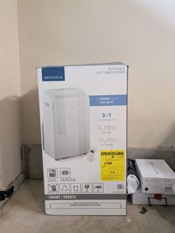 INSIGNIA Portable AC