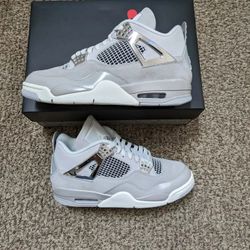 Air Jordan 4 Frozen Moments Sizes 8.5w,9w And 10w