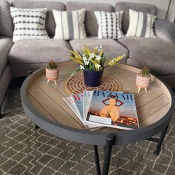 Title Refurbished modern coffee table