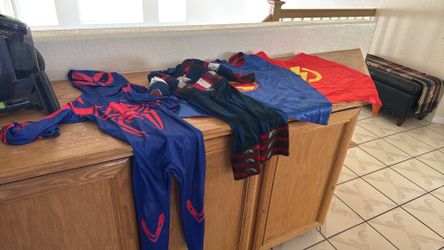 Kids super superhero costumes and capes