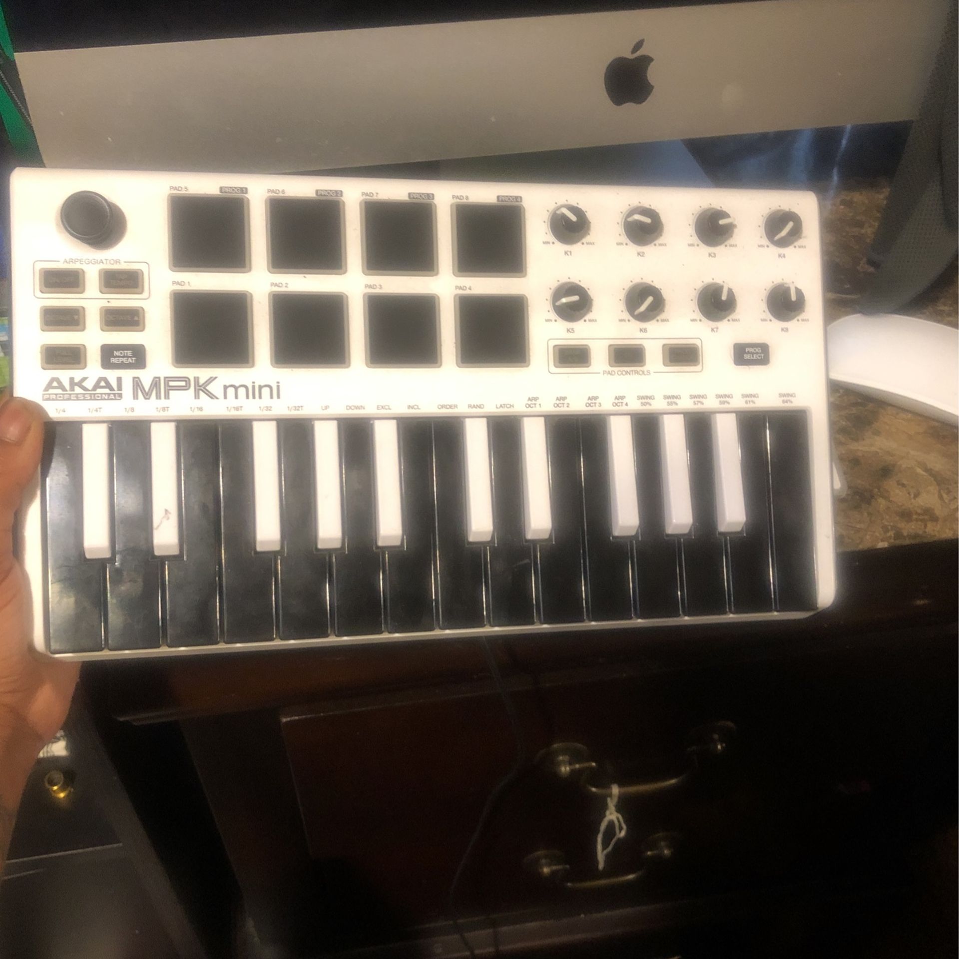 Akai MPK Mini
