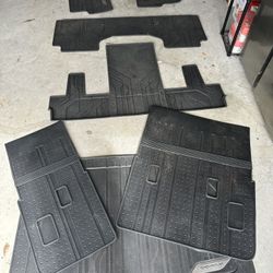 2024 Suburban 7 Seat Floor Mats