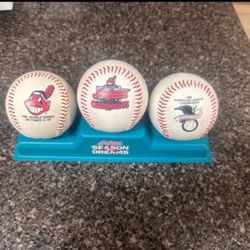Huge Set Of Collectible Cleveland Indians Baseballs Autographed 