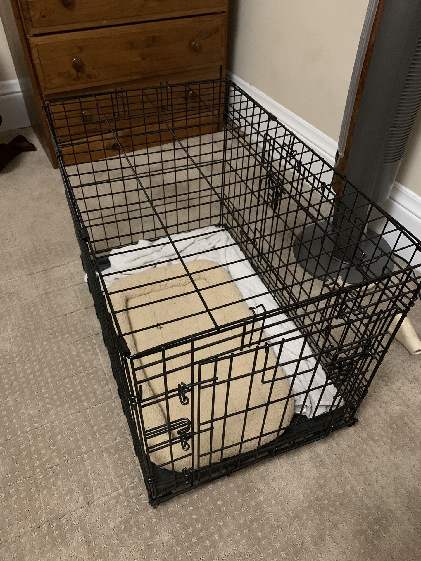 Collapsible wire dog crate - 2 x3.5x2.5