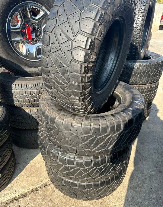 285/70/17 Nitto Ridge Grappler Tires (4)