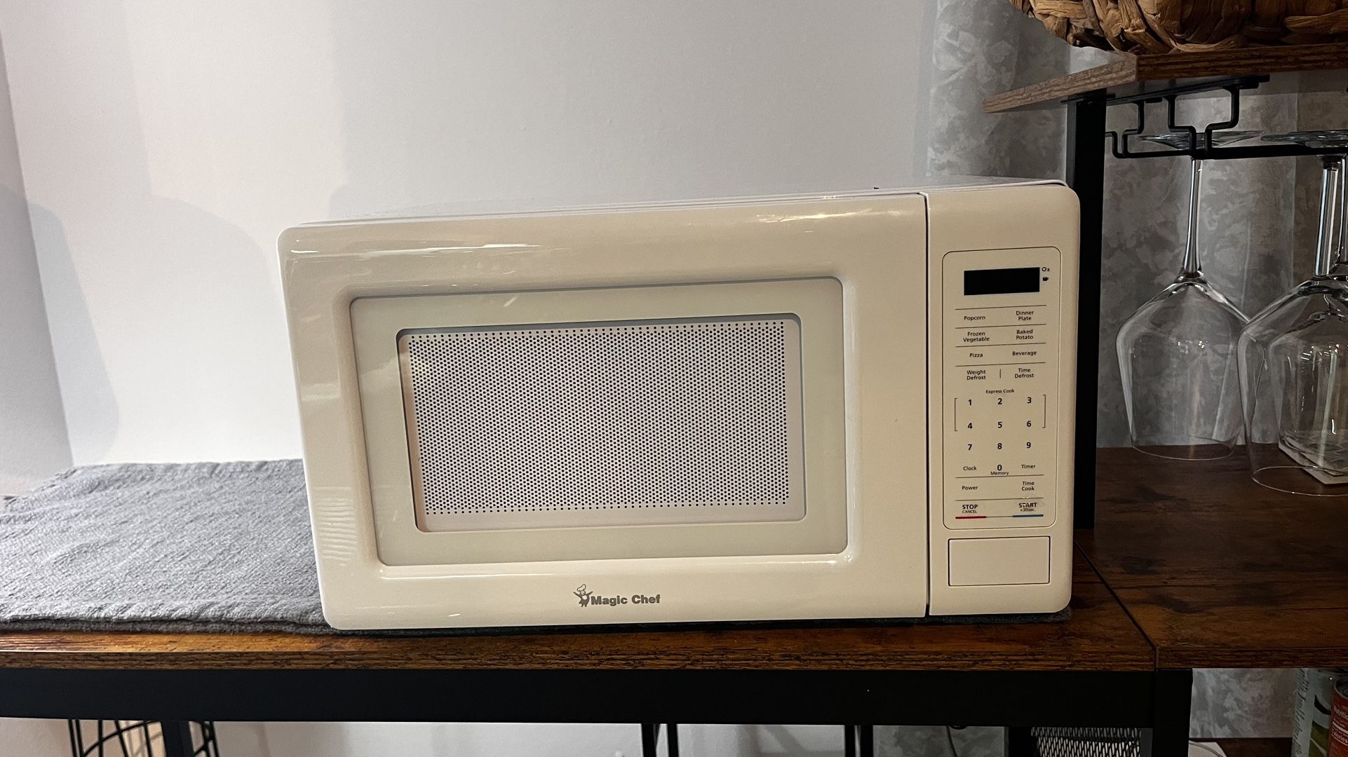 Microwave “Magic Chef”