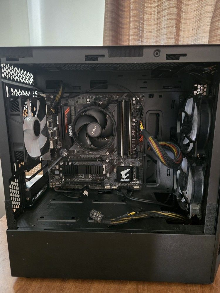 Gaming PC Ryzen 2600 16gb Ram B450 600w