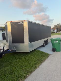 ENCLOSED TRAILER 8.5x20 plus V-Nose