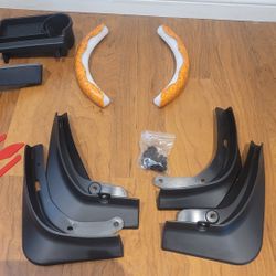 Brand New TESLA MODEL 3/Y Essential Accessories set