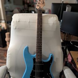 SQUIER SONIC STRATOCASTER