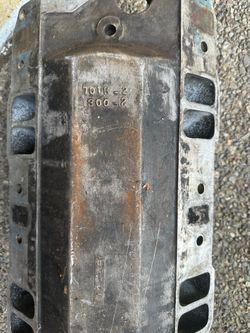 Holley strip dominator intake manifold